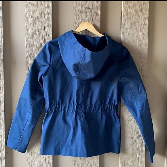 Theory Hooded Rain Parka Navy - Picture 13 of 15